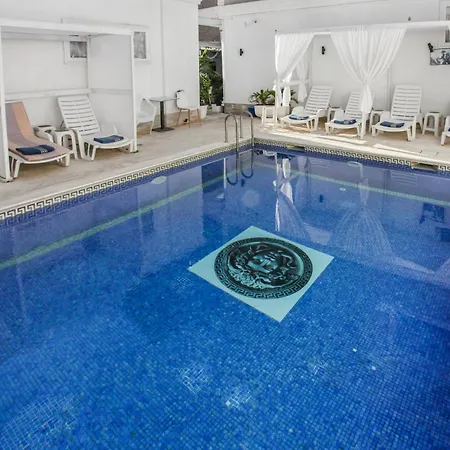 Hotel Rezidence Tredi Center 4*