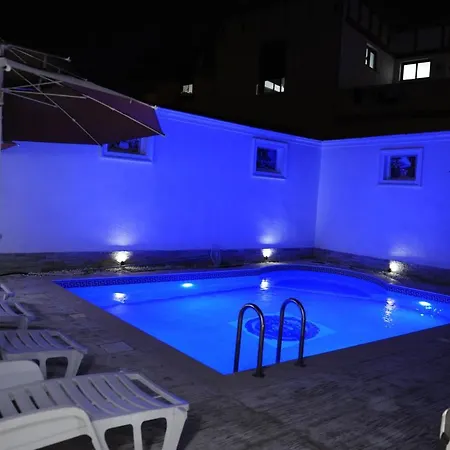 Rezidence Tredi Center Hotell Tirana