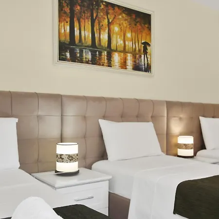 Rezidence Tredi Center Hotell 4*