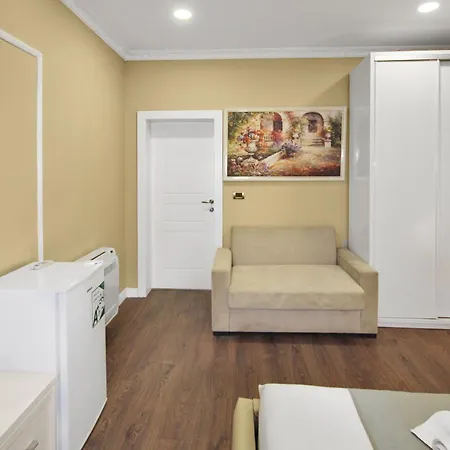 Rezidence Tredi Center Hotell