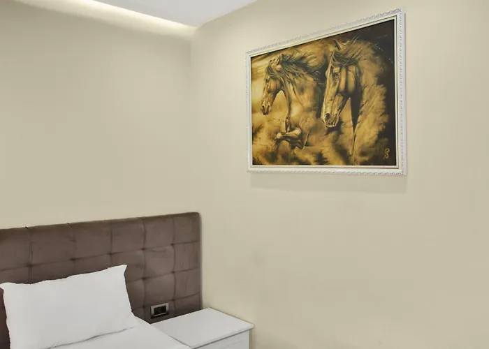 Ξενοδοχείο Rezidence Tredi Center 4*