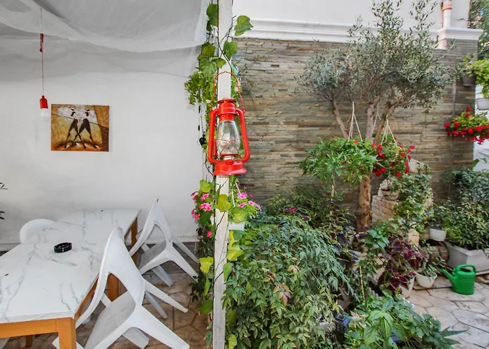 Rezidence Tredi Center 4* Τίρανα